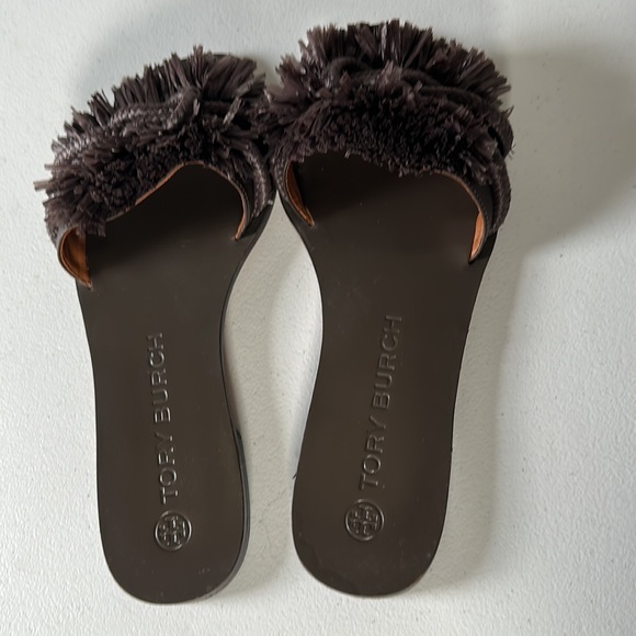 Tory Burch knot slides 8M - Picture 2 of 4